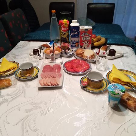 Bed and Breakfast Sunce Чуприя Екстер'єр фото