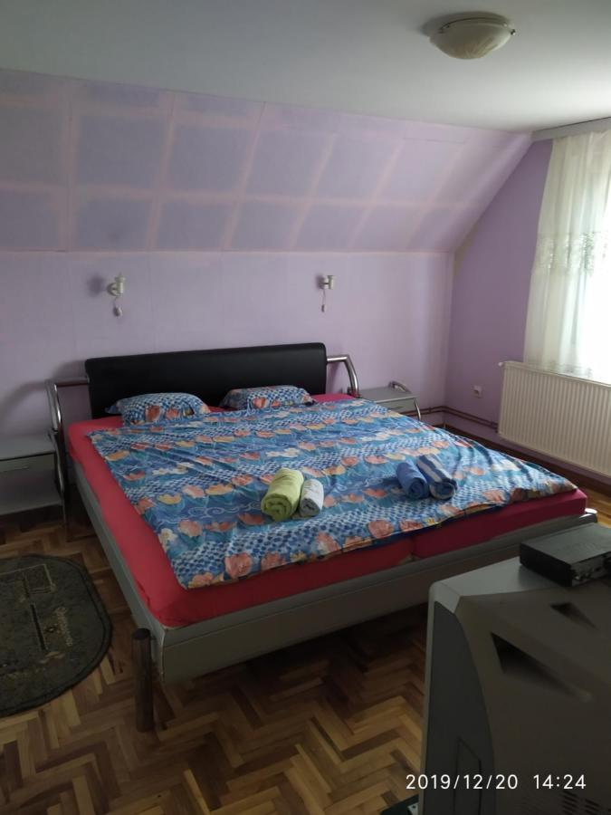 Bed and Breakfast Sunce Чуприя Екстер'єр фото